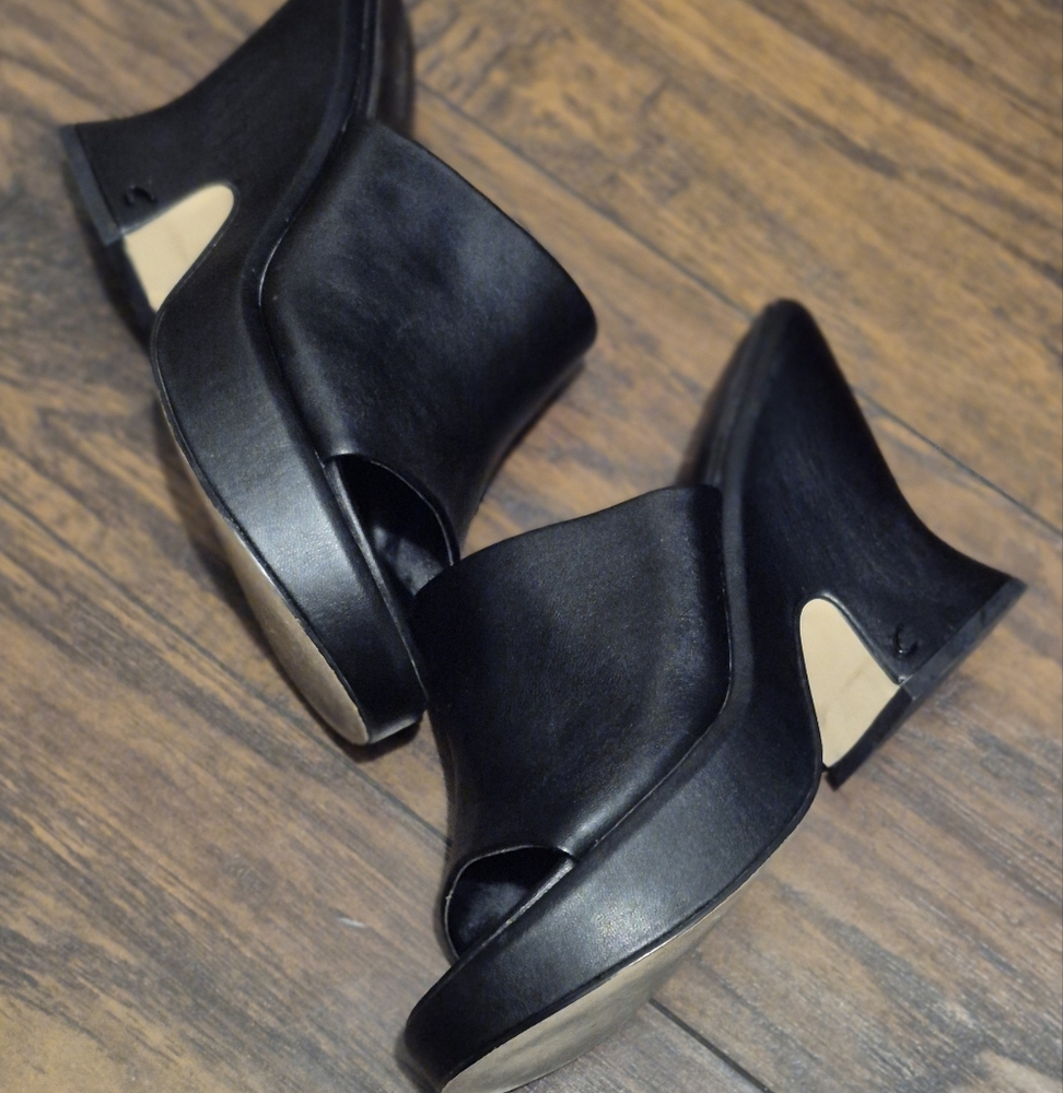 Chic Black Wedge Mules